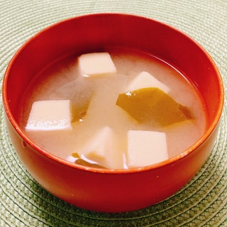 カルシウム♪高野豆腐とわかめのお味噌汁☆彡
